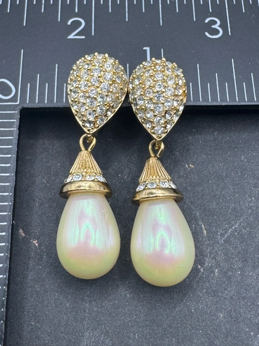 Dior Vintage Gold Crystal Pavé Earrings with White Pearl Drops clip on earrings - Picture 6 of 11